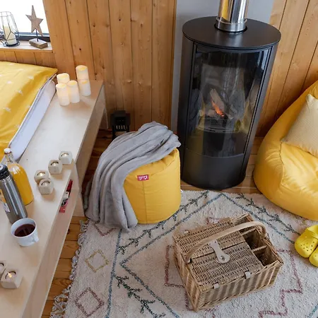 Wild House Деревянный коттедж *