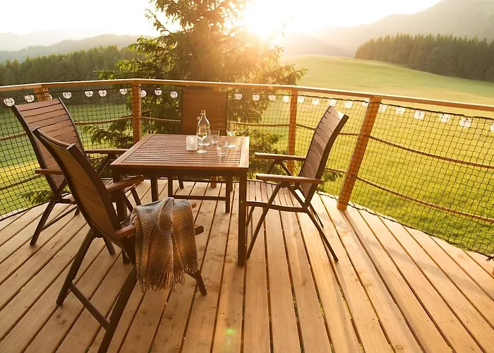 Wild House Lodge *
