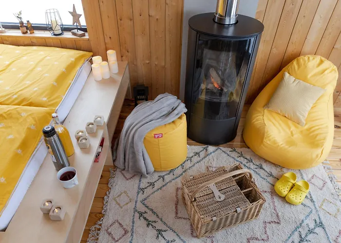 Wild House Lodge *