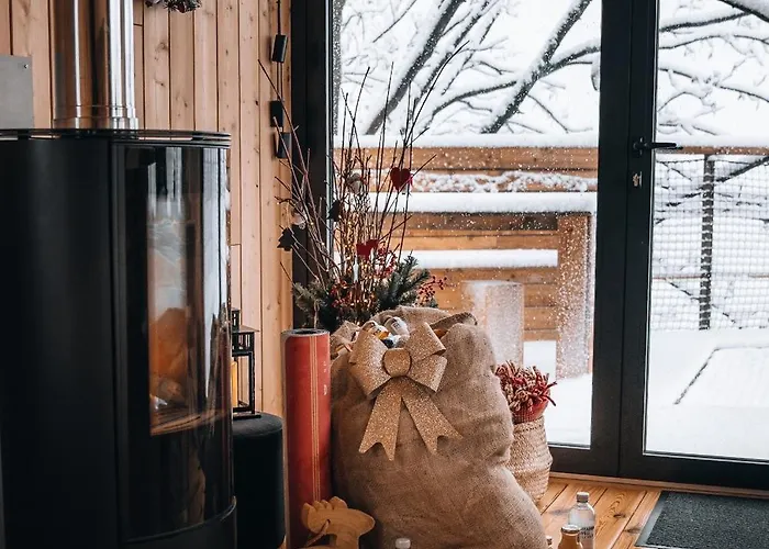 Wild House Lodge